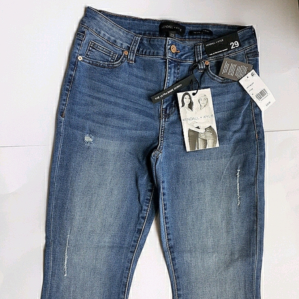 Kendall & Kylie Jeans - Picture 2 of 15
